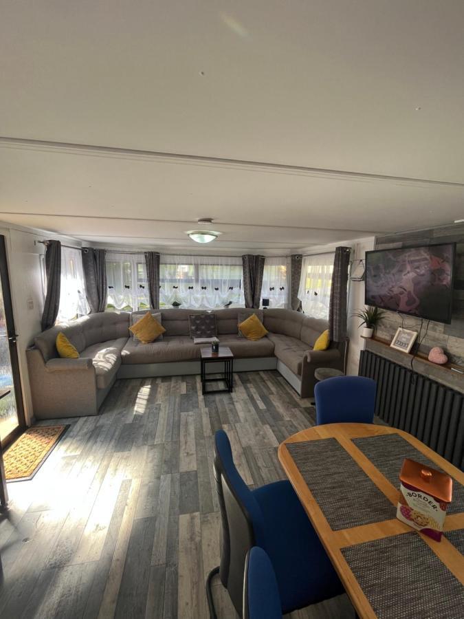 Unique Caravan With Outdoor Space Ballantrae المظهر الخارجي الصورة